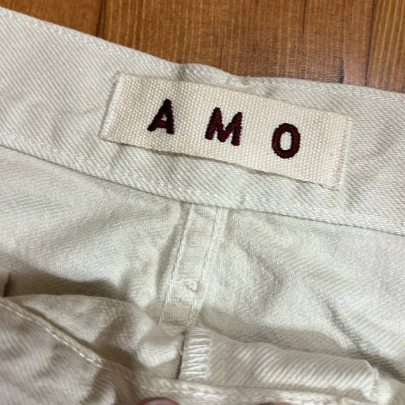 AMO Loverboy Distressed High Rise Denim in Vintage White Size 31 Button Fly - Picture 11 of 15